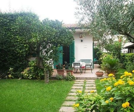 Villa Scimmia Scauri  Exteriér fotografie